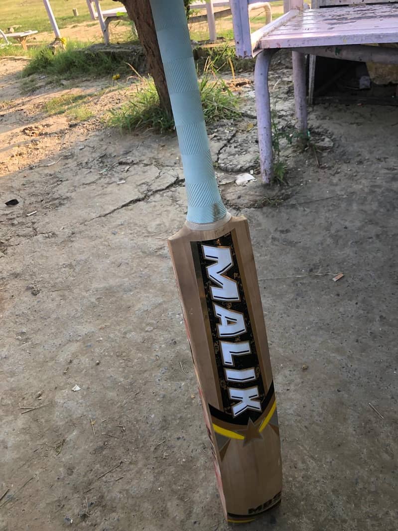 MB Malik Bat 4
