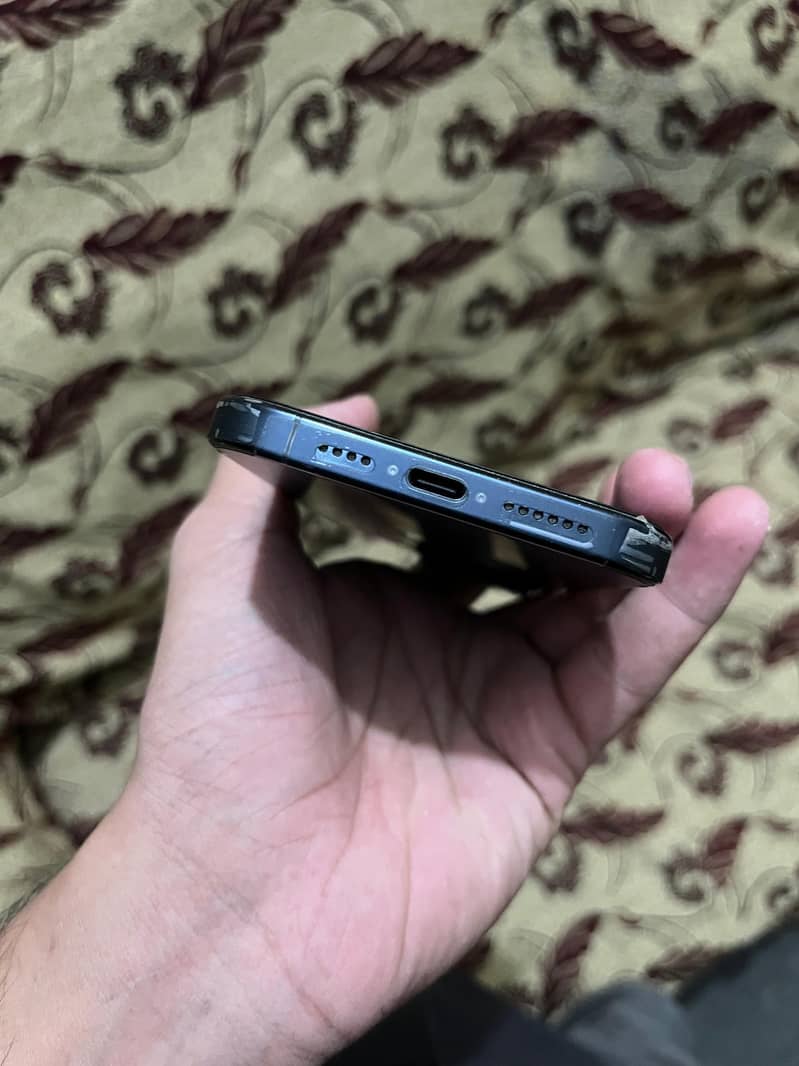 iPhone 15 Pro Max Read add 5