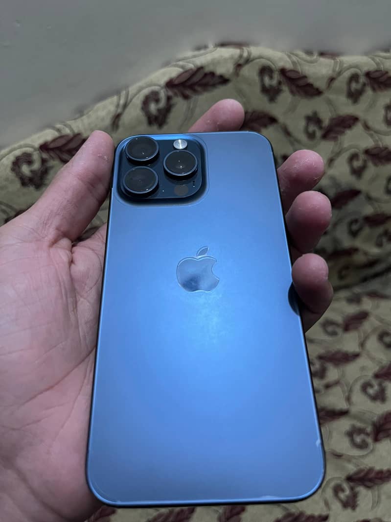 iPhone 15 Pro Max Read add 7