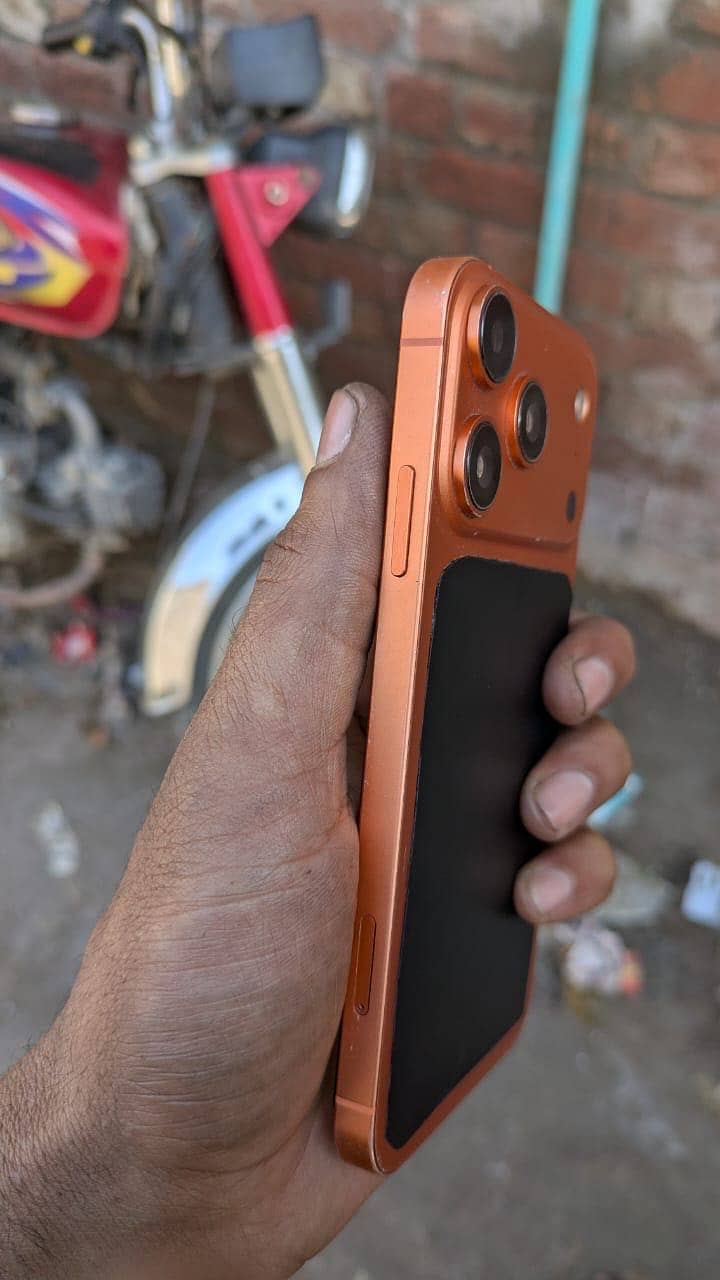 Apple iPhone XR 6