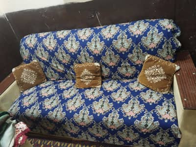 Sofa set 3  ,2,  1  for sale condition   10/8