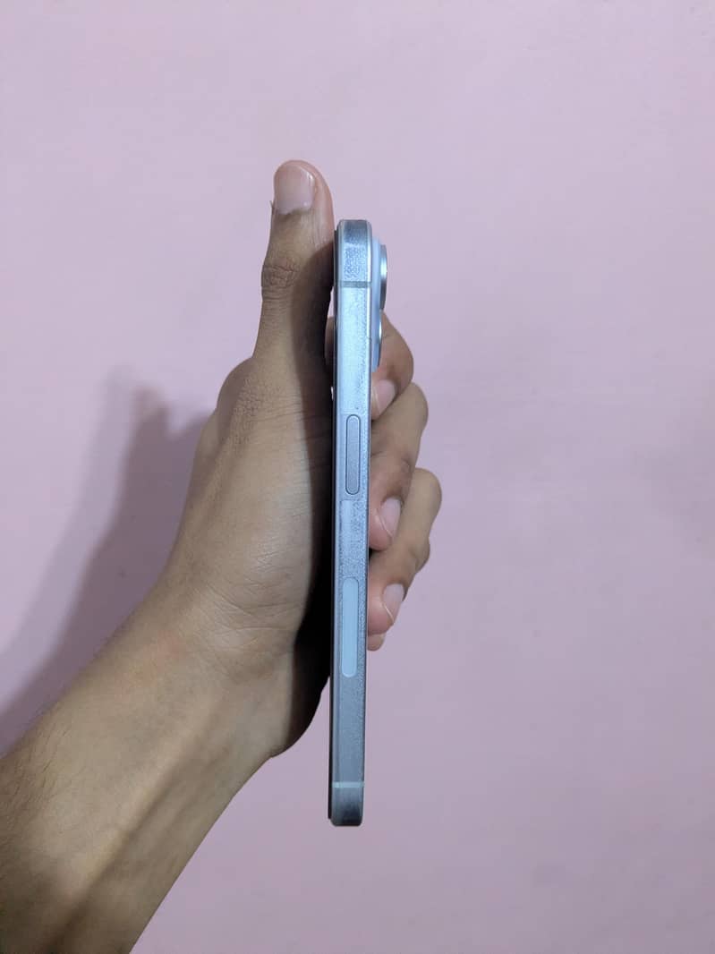 Apple iPhone 15 1