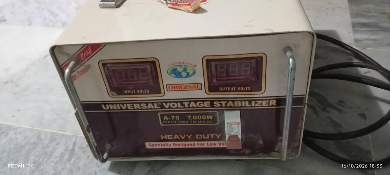 Extra power UPS and Universal voltage stabilizer - UPS - 1120541024