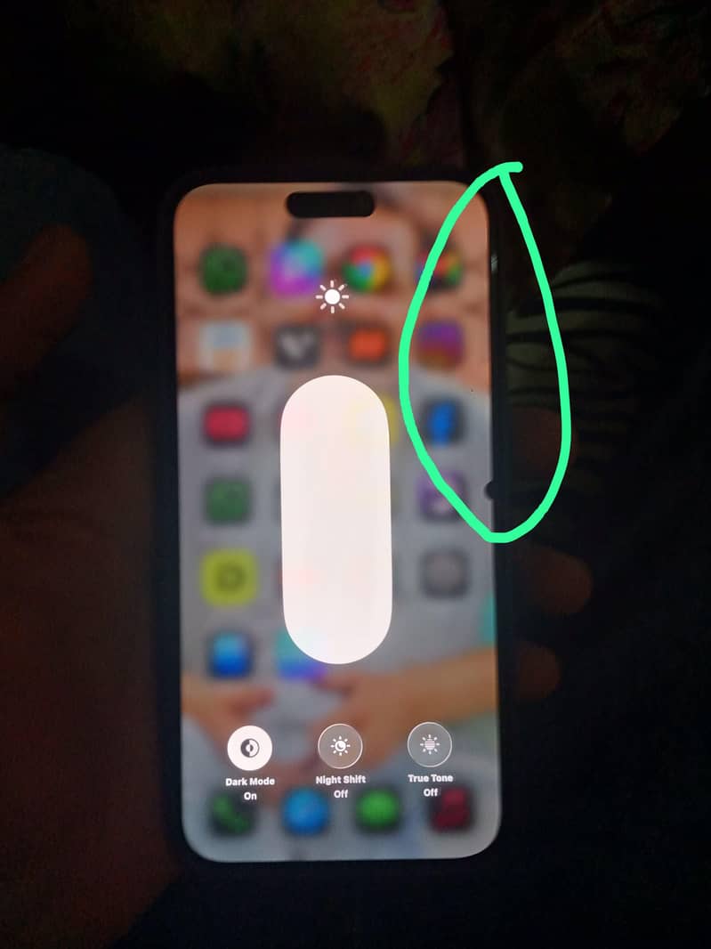 iPhone 15 Pro Max Read add 1