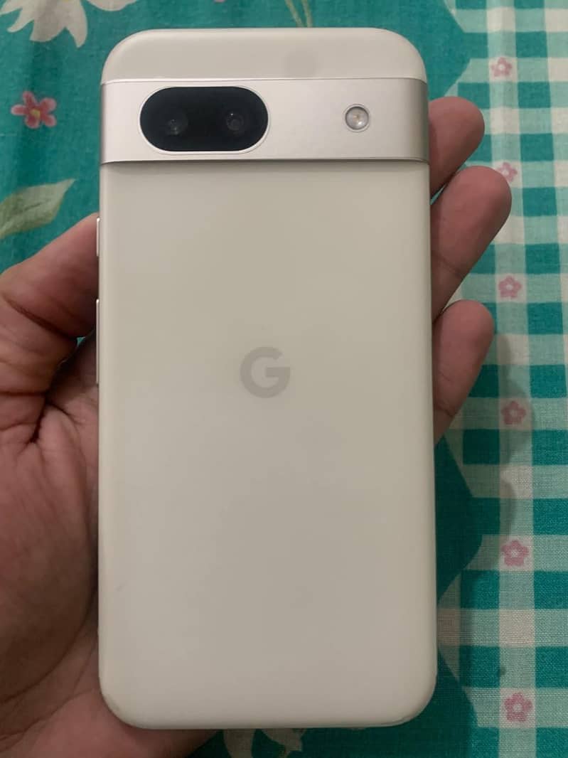 Google Pixel 8a 3