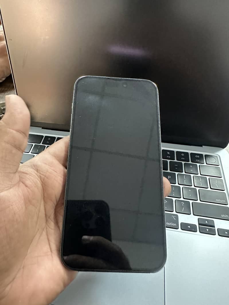 Apple iPhone 14 Pro Max 0