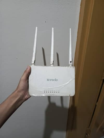 tenda router