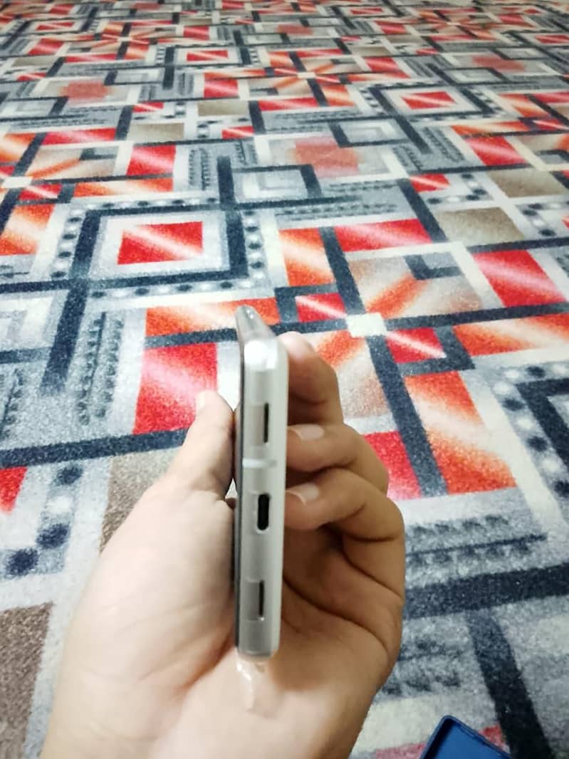Google pixel 7a 3