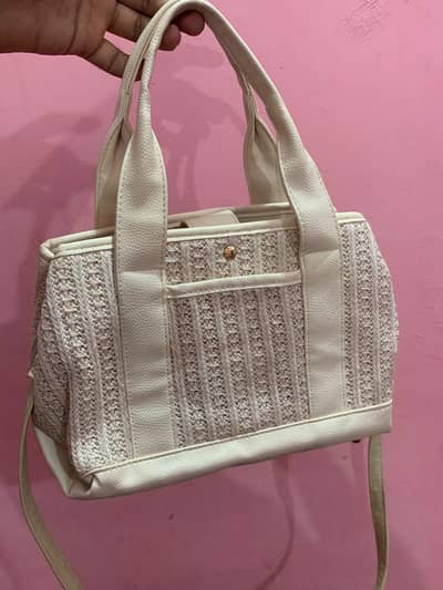 Grove Branded Hand Bag In Best Condition Urgent For Sale