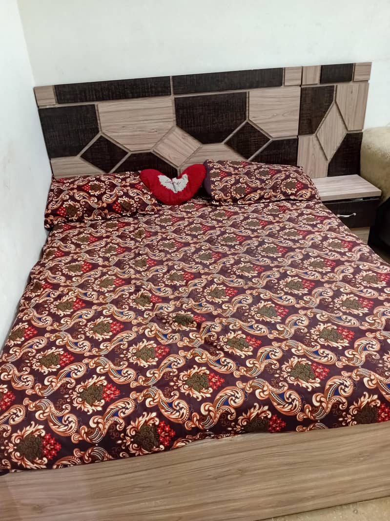 Bed with two side Table Matress 1