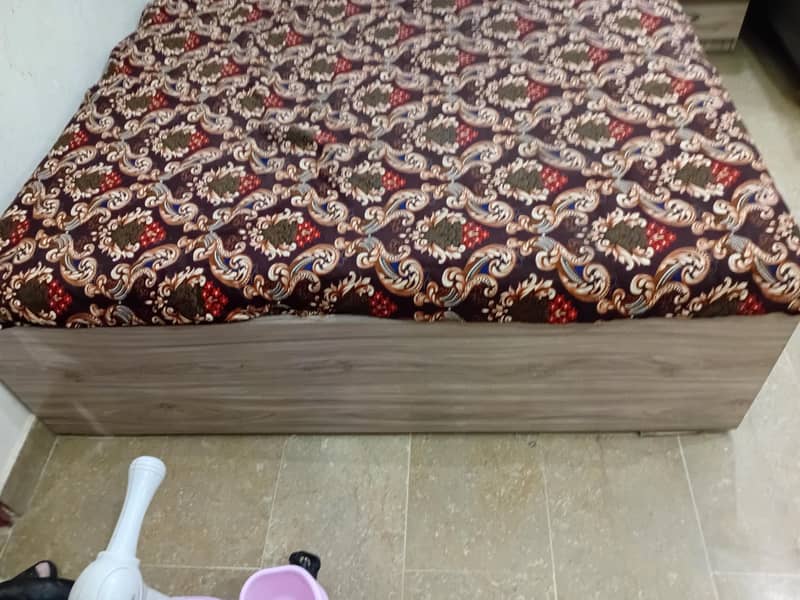Bed with two side Table Matress 2