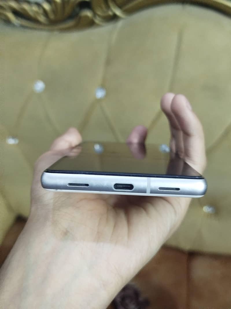 Google Pixel 7a 3