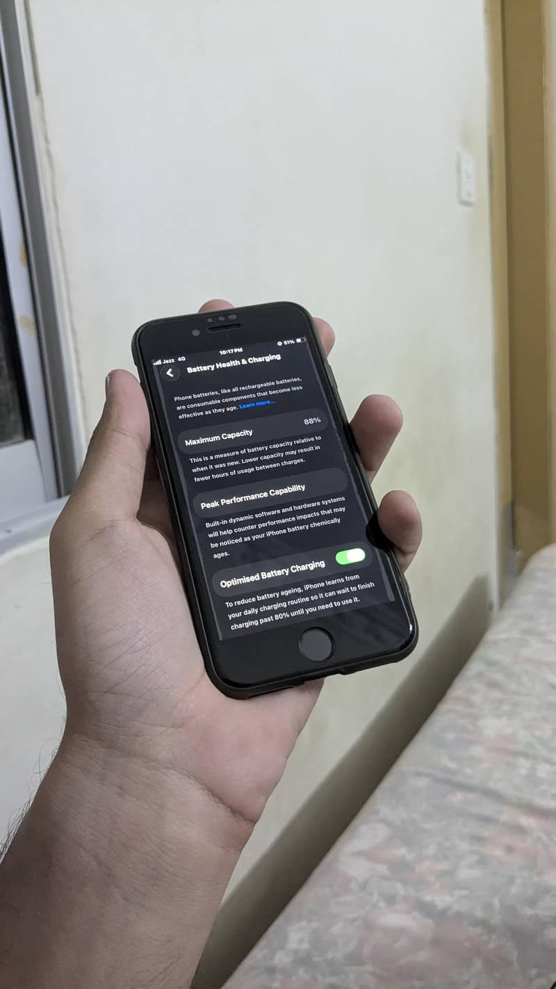 Apple iPhone SE 4