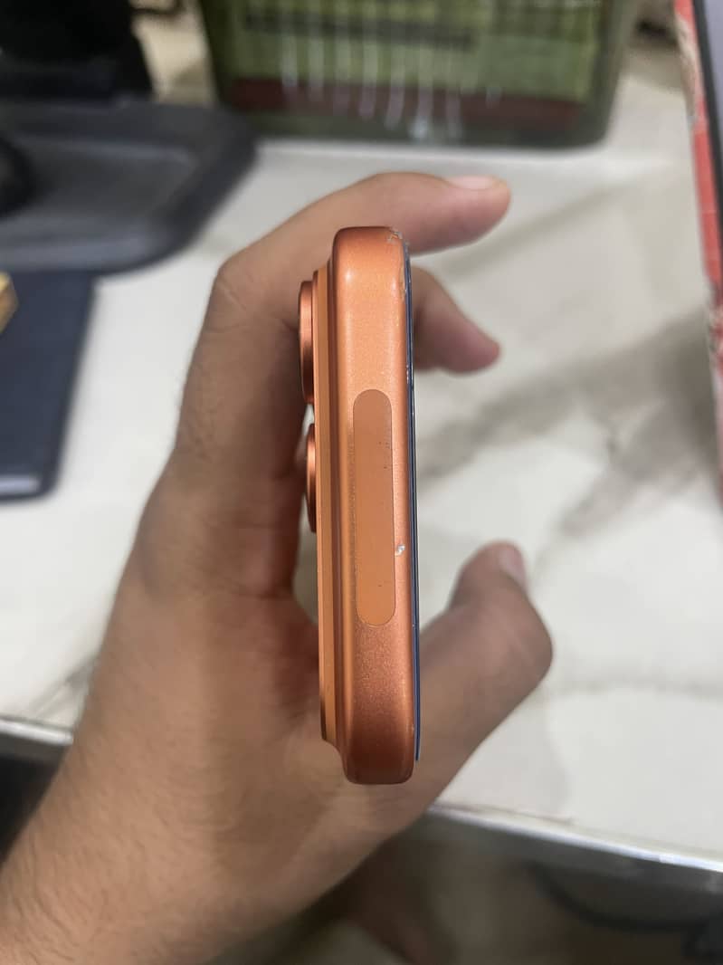Apple iPhone 17 Pro 4