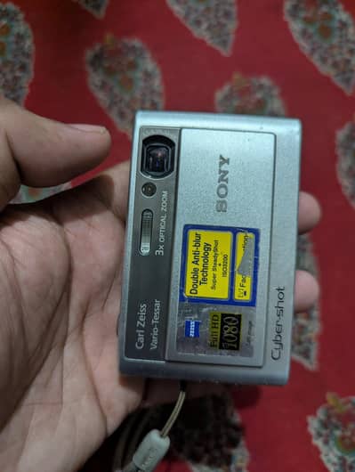 Sony cybershot | Digital Camera (read details)
