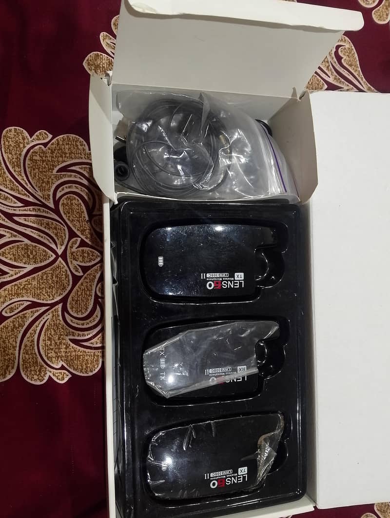 LENSGO WIRELESS MICROPHONE 1