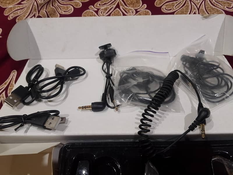 LENSGO WIRELESS MICROPHONE 2