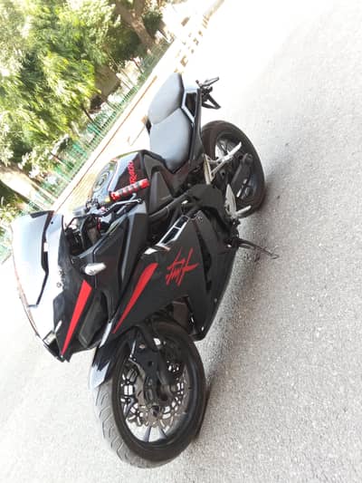 taro GP 1 400cc ha bike koi b km ni is par all ok ha bike engine all