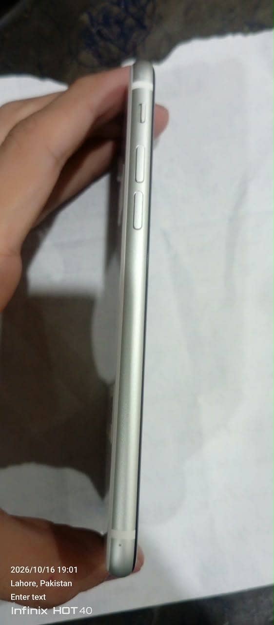 Apple iPhone SE 2