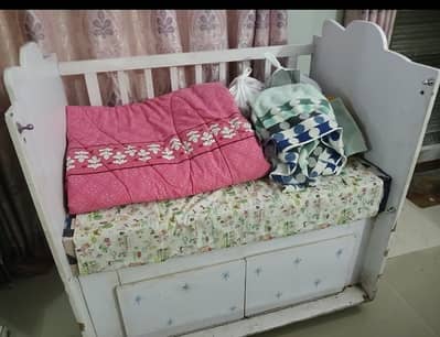 baby cot/ baby cot bed/ wooden baby cot