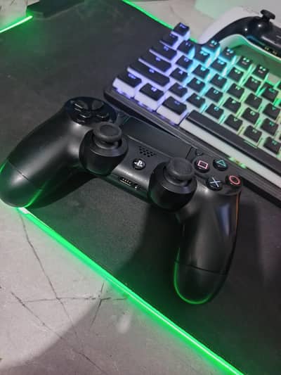 ps4 original controller 1st generation mint condition