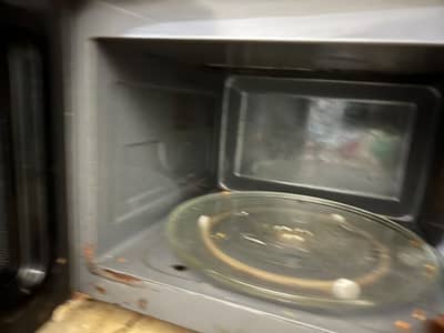 Microwave oven