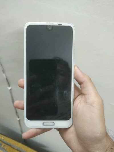Sharp Aquos R2 | PTA APPROVED | 4/64