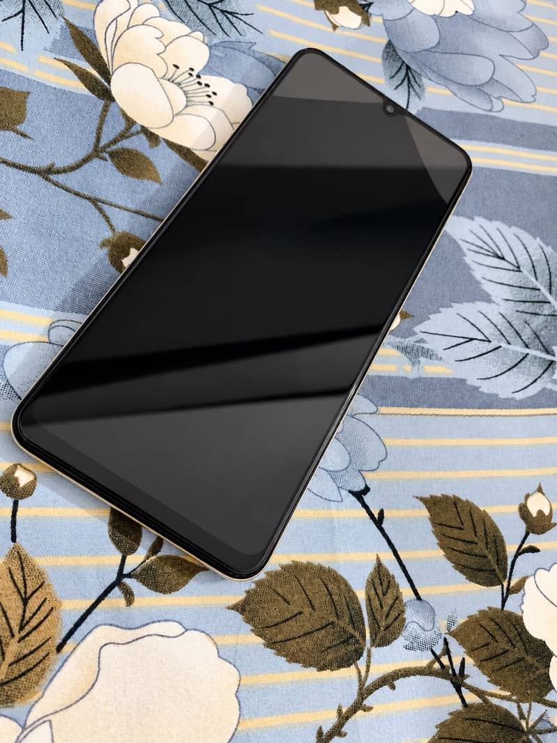 Realme C61 2