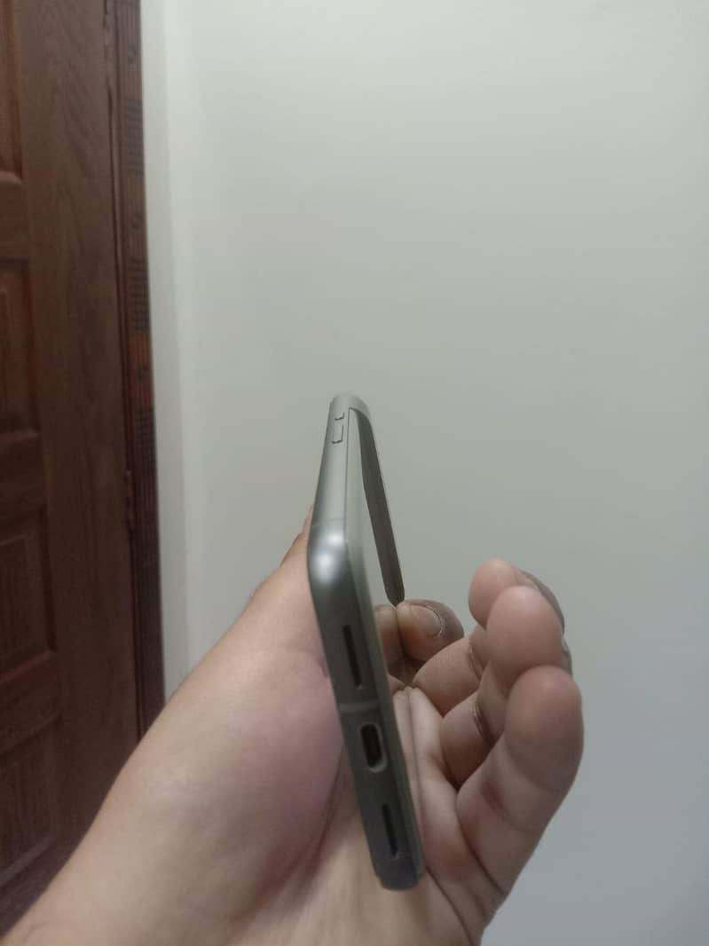 Google Pixel 8 1