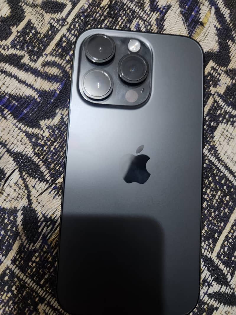 Apple iPhone 14 Pro 0