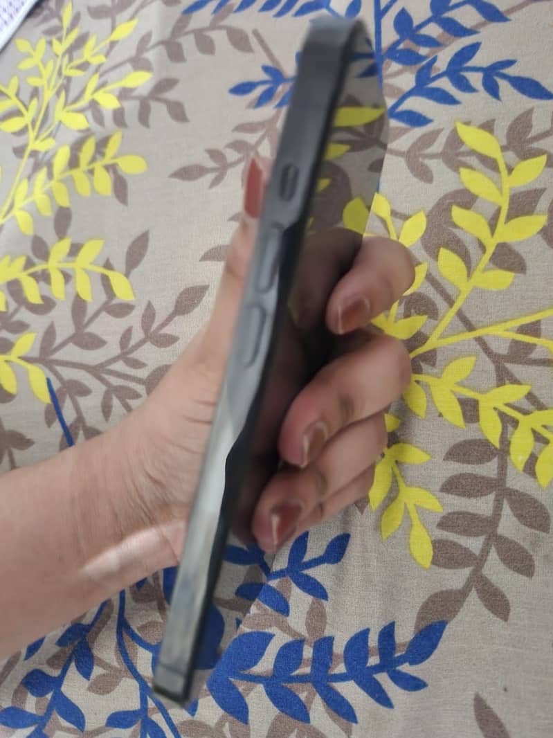 Apple iPhone 14 Pro 1