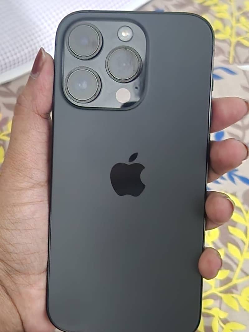 Apple iPhone 14 Pro 4