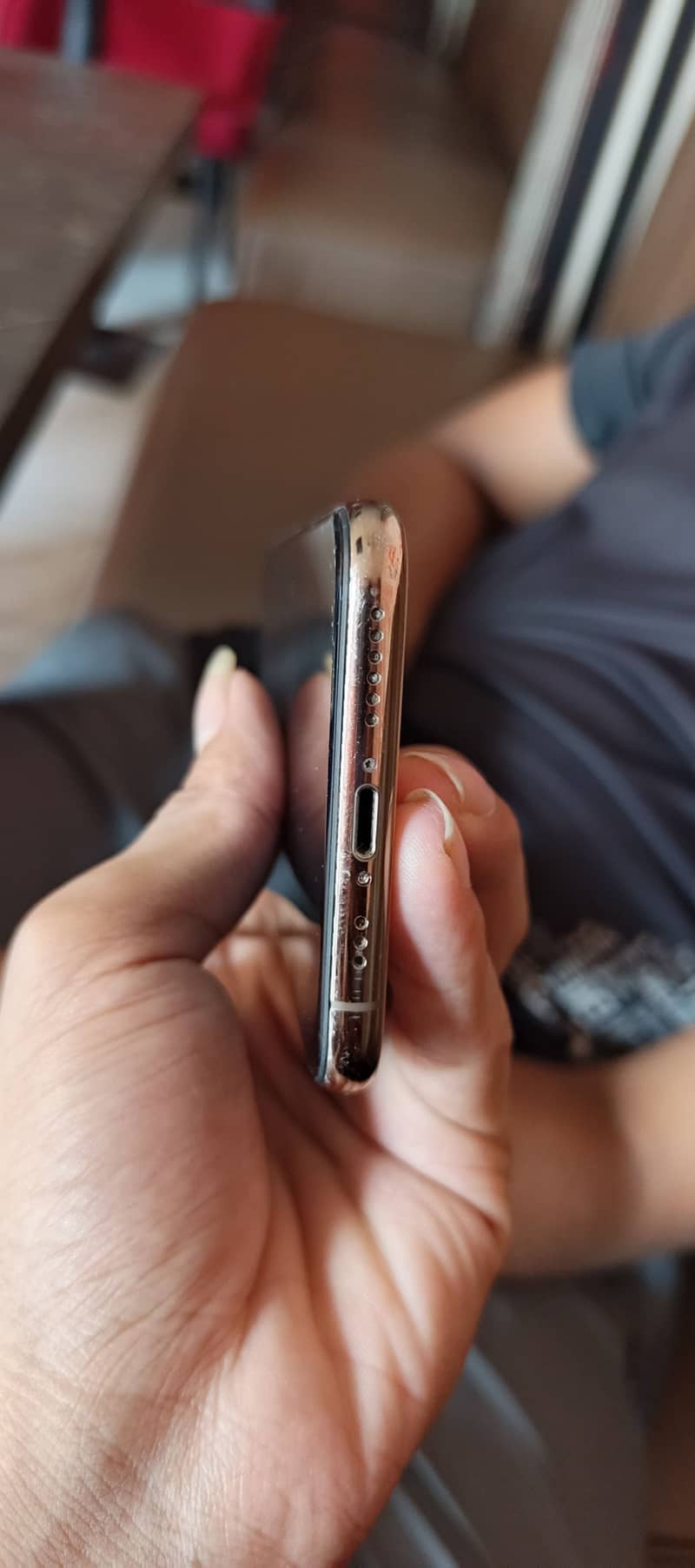 Apple iPhone XS 3