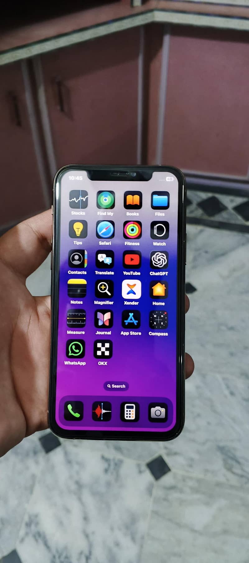 Apple iPhone 11 Pro 4