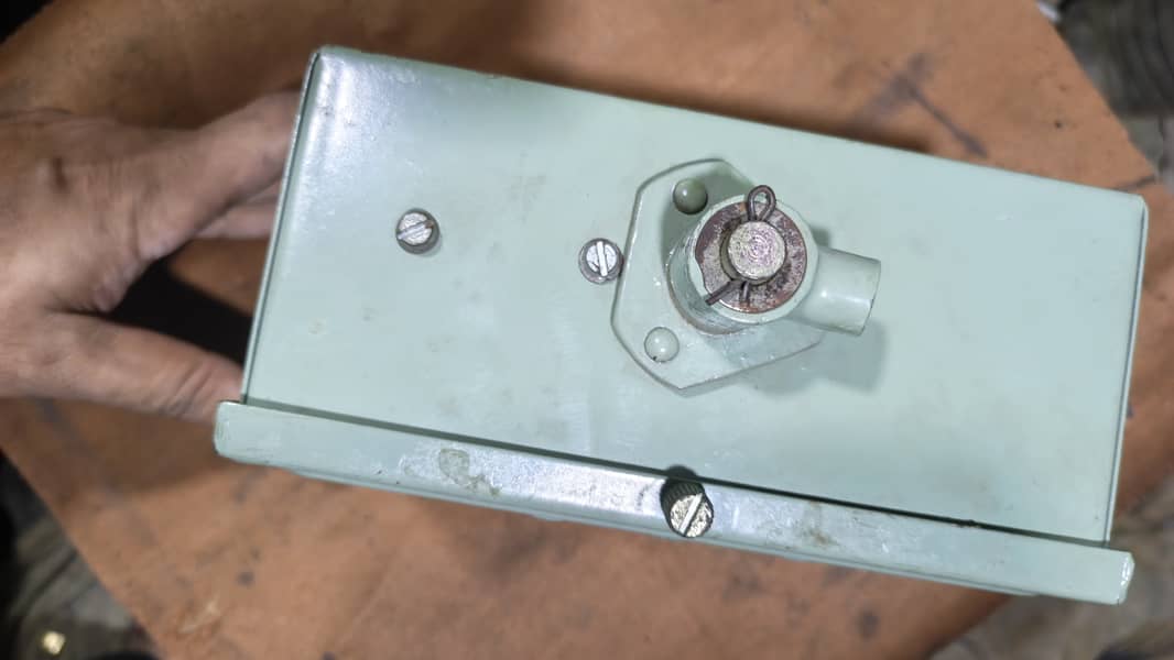 Power changer 1