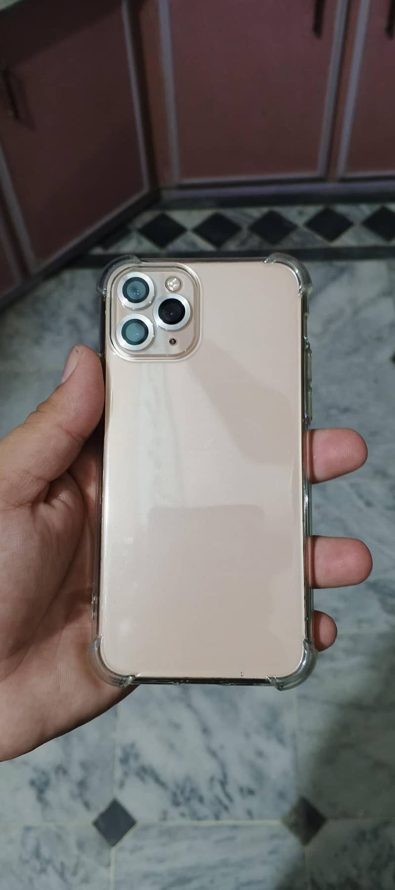 Apple iPhone 11 Pro 6