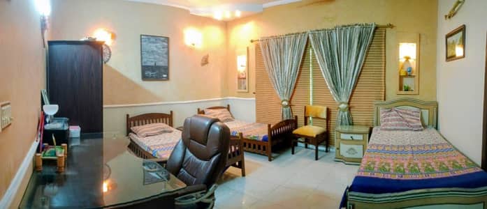 5 Marla lower portion for rent near ALFATHA MALL j1 Johar Town.