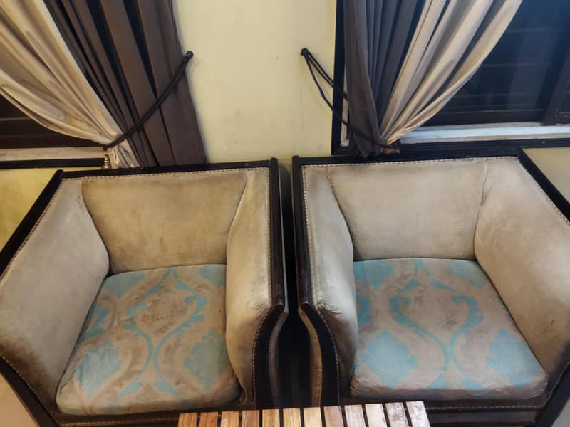 7 seater sofa set. 1