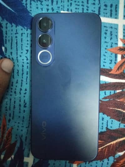 Vivo V70 FE 5G