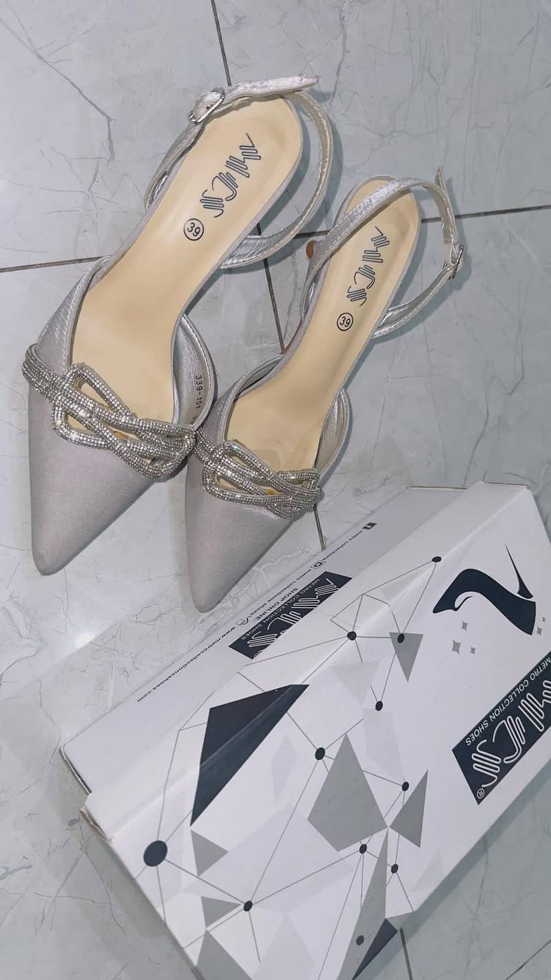 MCS HEELS 0