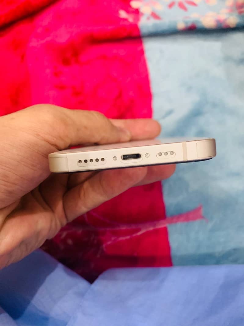 Apple iPhone 14 2