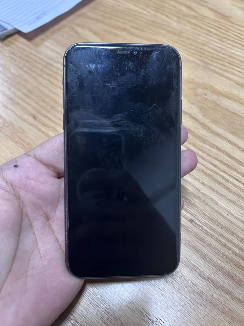 Apple iPhone 11 0