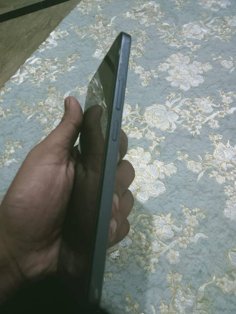 Realme 13 Plus 1