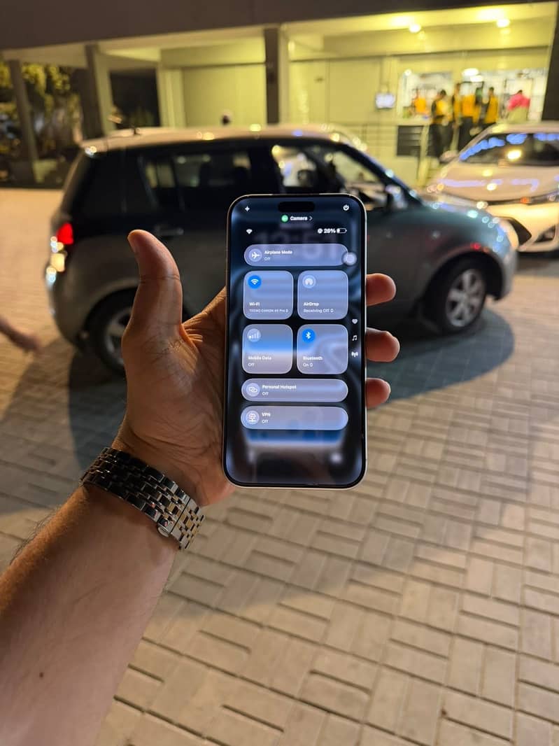 Apple iPhone 17 Pro Max 1