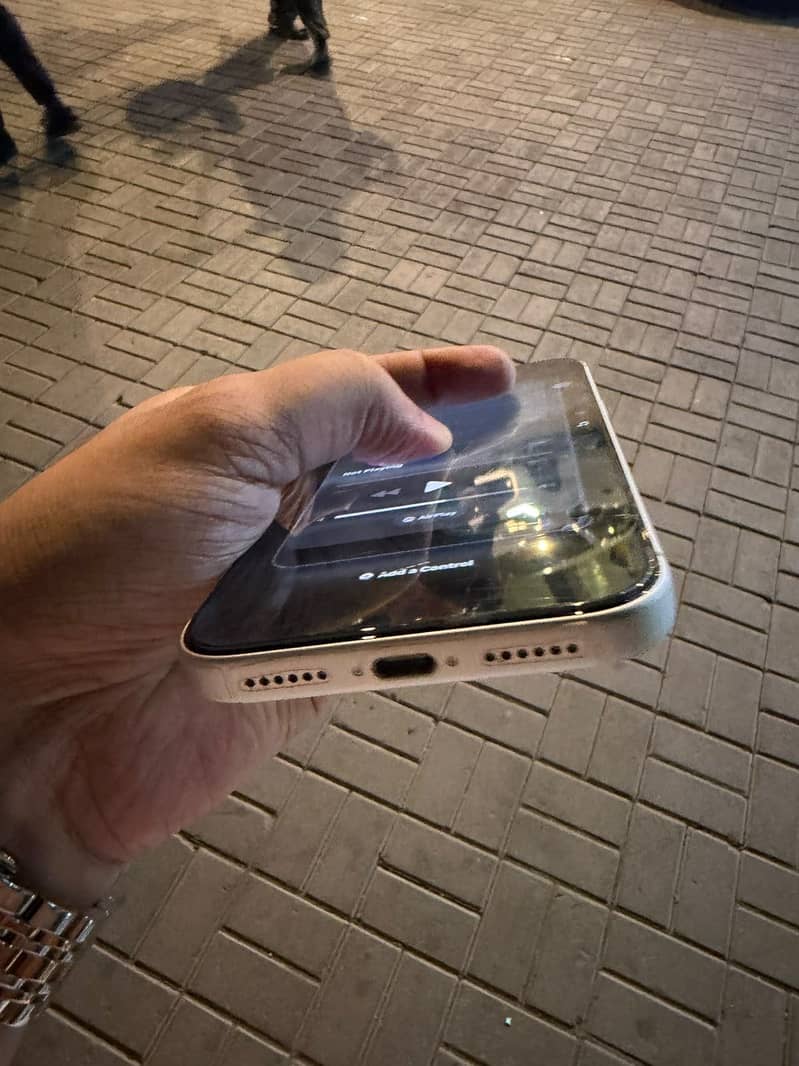 Apple iPhone 17 Pro Max 6