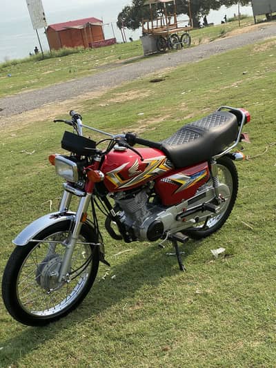 Honda 125 2025 model all ok Islamabad number
