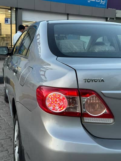 Toyota Corolla GLI 2012
