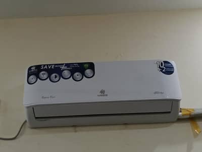 Mzee Company 1ton Dc inverter ac Bramd new only one month used