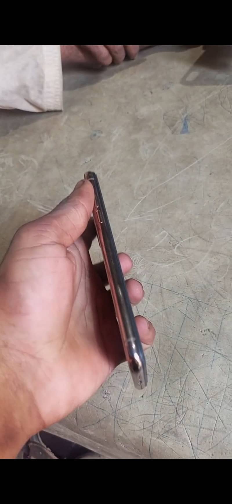 Apple iPhone XS 1