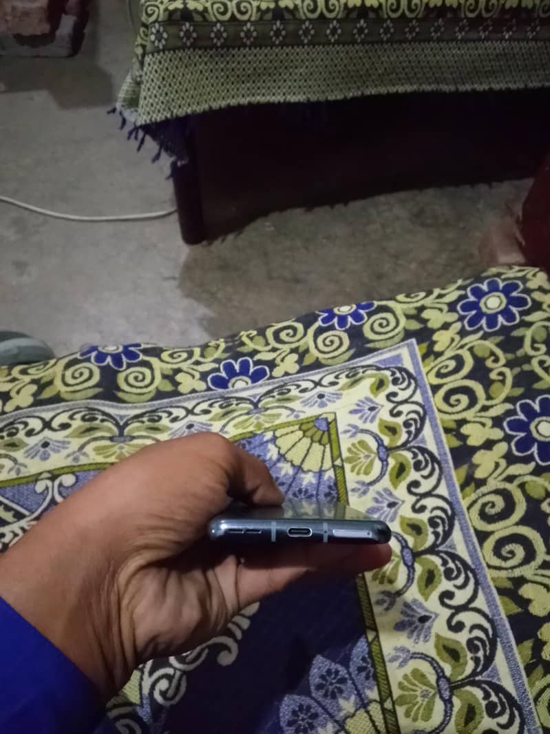 One Plus 9 Pro 4